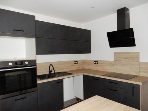   Le Puy-En-Velay 43000 bel appartement traversant enti�rement r�nov� de 74,5 m�, 4 pi�ces dont 3 chambres Appartement - 4 pi�ce(s) - 74 m�