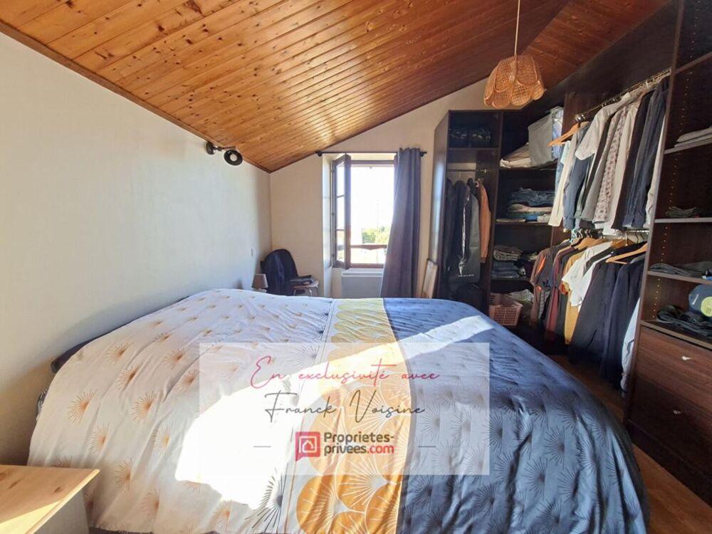 Vente Maison A VENDRE en Exclusivité aux Herbiers, maison de 104 m2 avec 2 chambres (possibilité 3° chambre)  et 1 bureau sur une parcelle de Les herbiers