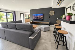 Villa à vendre 6 pièces 150 m²