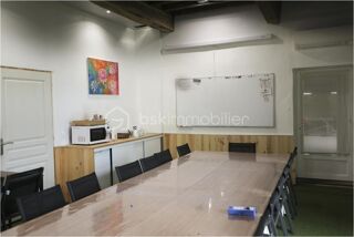  Maison  vendre 6 pices 225 m