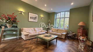  Maison  vendre 11 pices 358 m