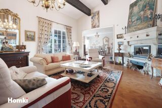  Villa  vendre 6 pices 290 m