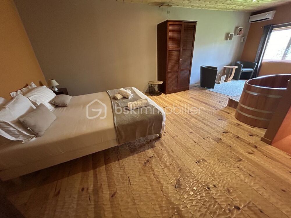  vendre  Proprit/chteau Agen (47000)