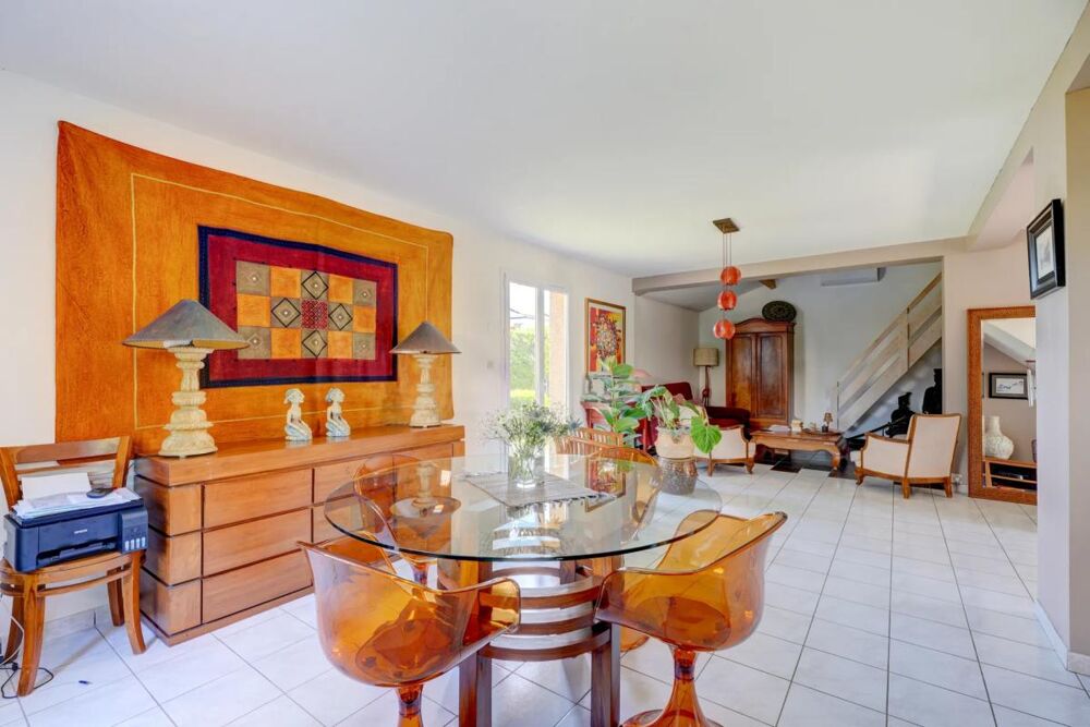 Vente Maison Maison de 4 pièces de 112 m² à Décines-Charpieu Decines charpieu