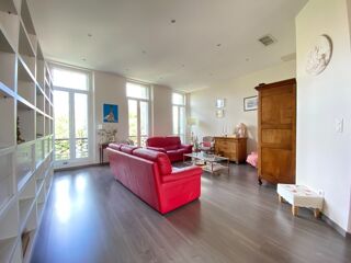  Appartement � vendre 4 pi�ces 147 m�