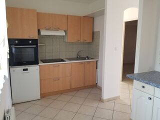  Appartement à louer 3 pièces 90 m²