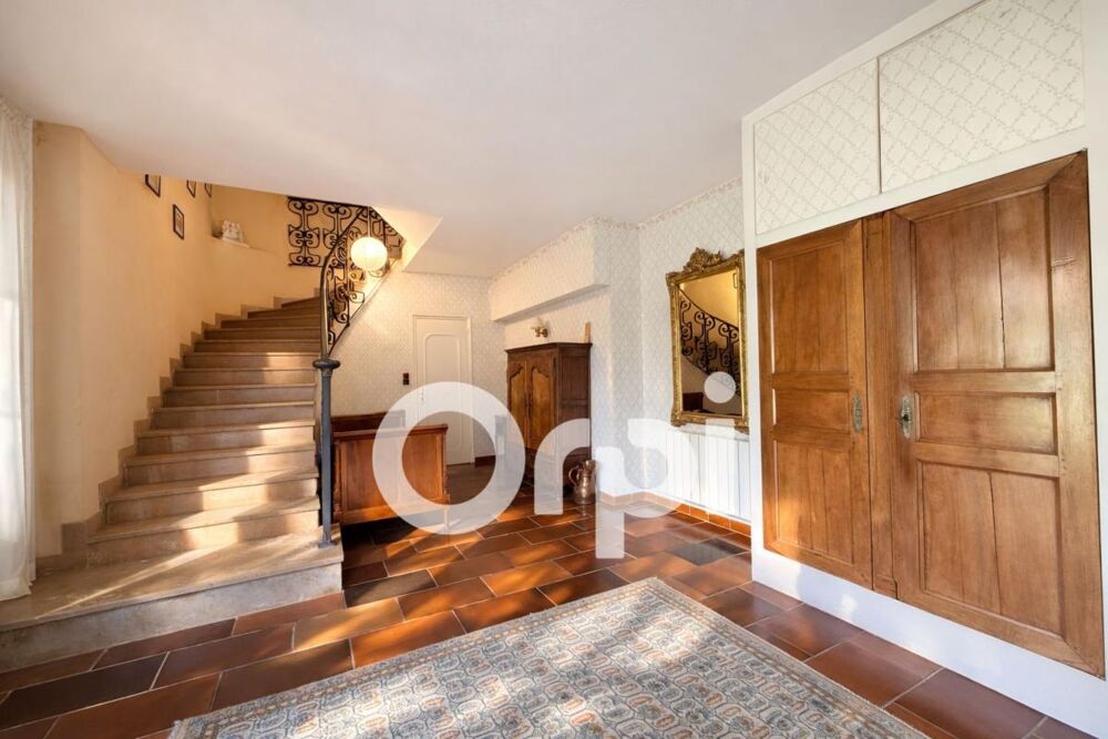 Maison de caractère - 8 chambres - studio indépendant - grand terrain arboré