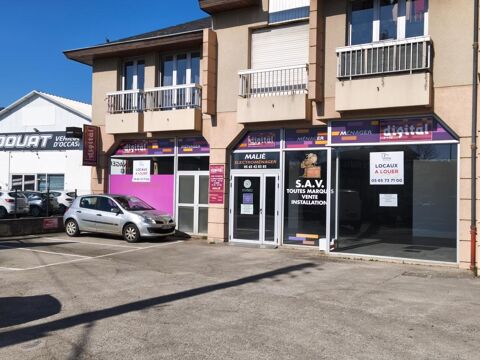 Onet le Ch&acirc;teau, Route de S&eacute;verac, local commercial de 400 m&sup2; avec belles vitrines 2243 12850 Onet le chateau