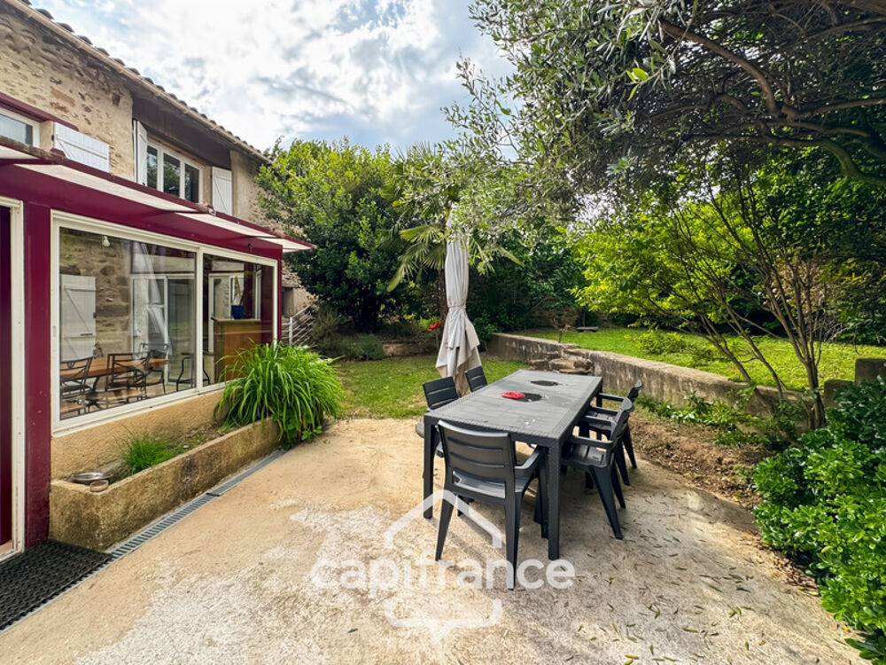 Maison à vendre 9 pièces de 197m² à Châteauneuf-de-Galaure (26)
