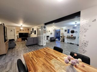  Maison � vendre 15 + pi�ces 330 m�