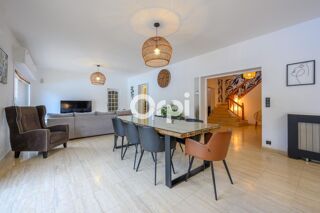  Maison � vendre 6 pi�ces 250 m�