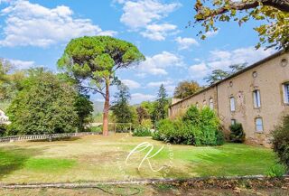  Maison à vendre 15 + pièces 2524 m²
