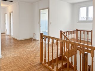  Immeuble à vendre 7 pièces 250 m²