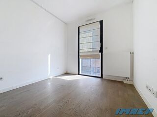  Appartement à louer 3 pièces 69 m²