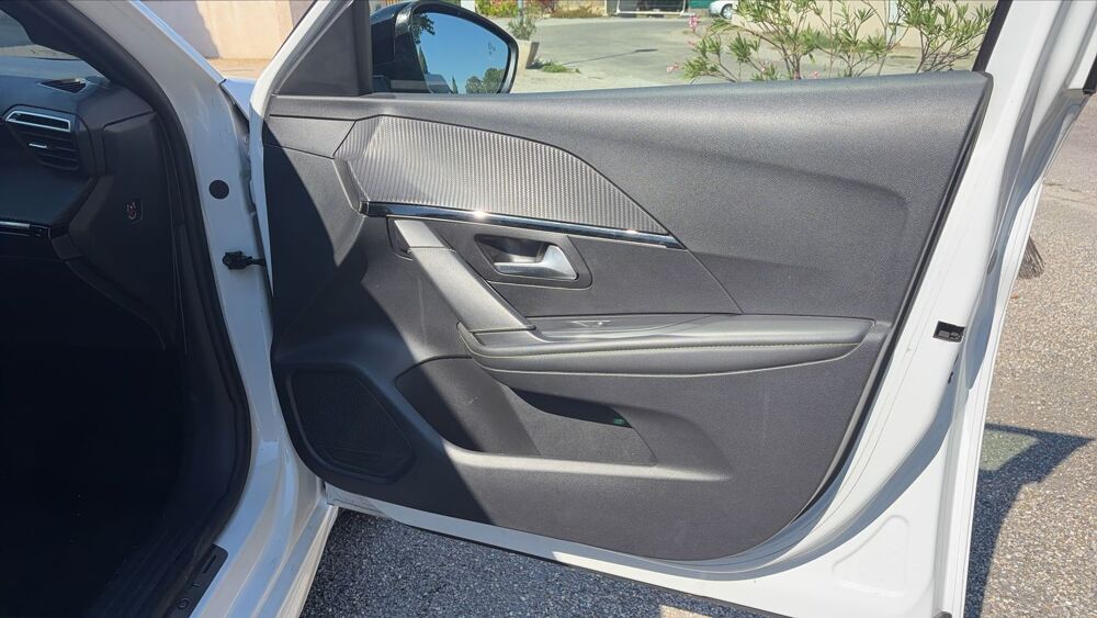 208 136 50 kWh GT 2020 occasion 84800 L Isle Sur La Sorgue