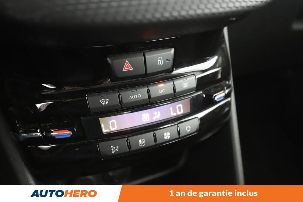 2008 1.2 PureTech Allure 110 ch 2017 occasion 92130 Issy-les-Moulineaux