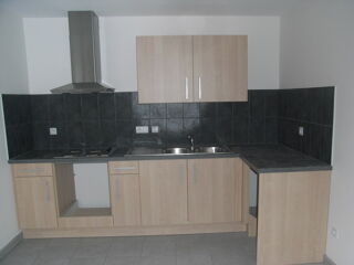  Appartement à louer 4 pièces 88 m²