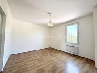  Appartement à louer 2 pièces 29 m²