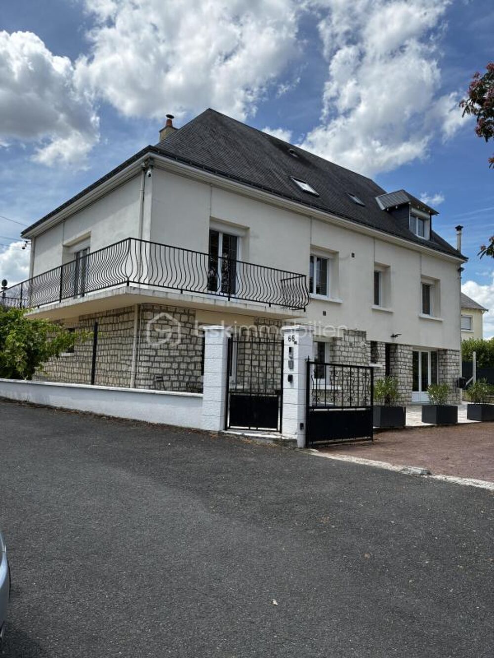 Vente Maison Fondettes – Maison familiale de 290 m² avec appartement indépendant, sous-sol aménagé - Fort potentiel Fondettes