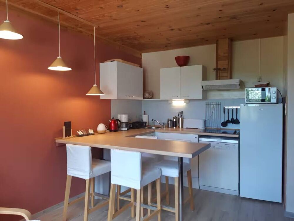 à vendre  Propriété/château Manteyer (05400)