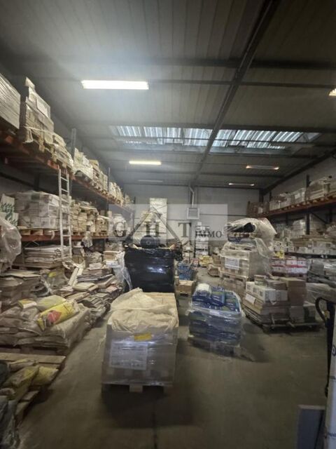 ENTREPOT BUREAUX 427M2 A VENDRE SEVRAN 1175000 93270 Sevran
