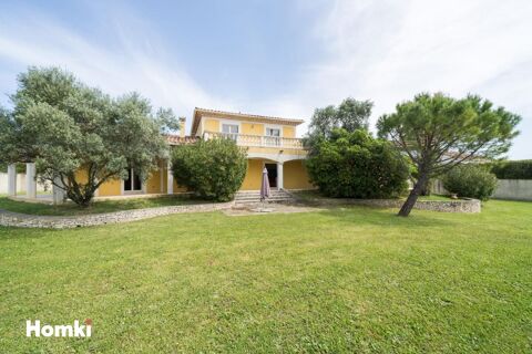   Magnifique Villa T7 de 190 m2 avec mazet de 50m2 à Bagard 30140 Villa - 7 pièce(s) - 240 m²