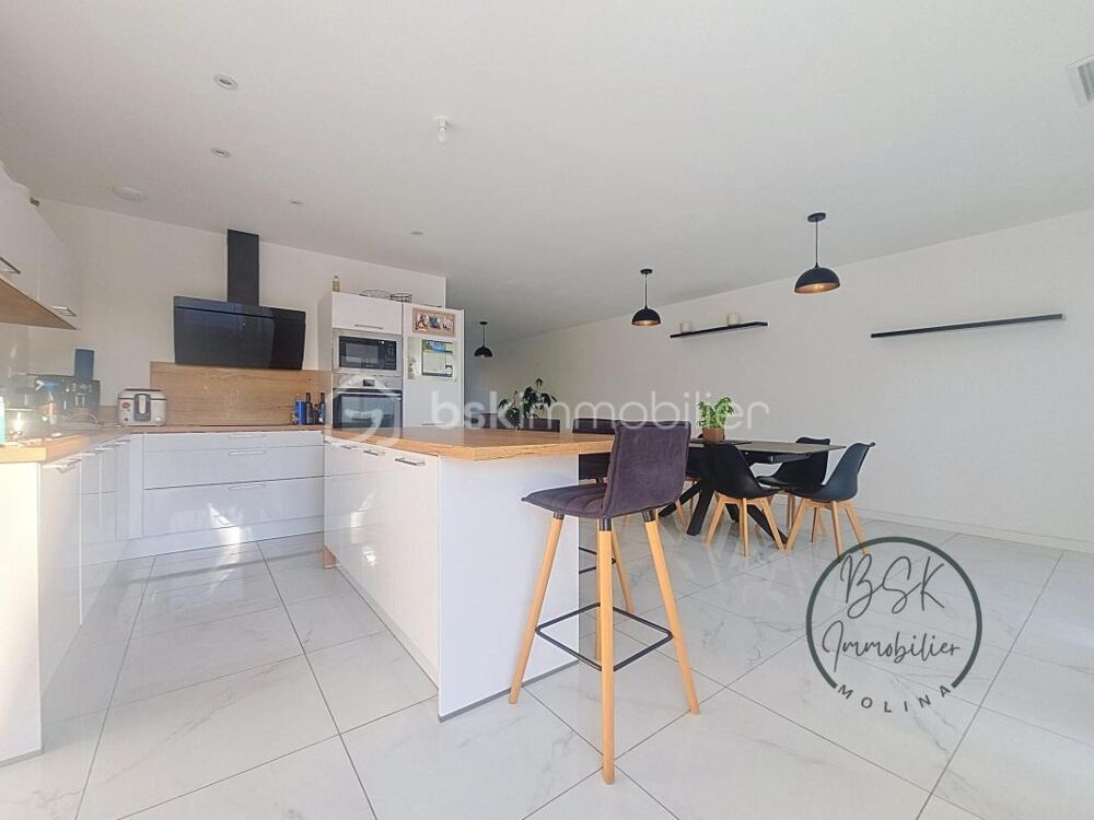 Vente Villa Villa plain pied deux chambres avec garage et jardin Nissan lez enserune