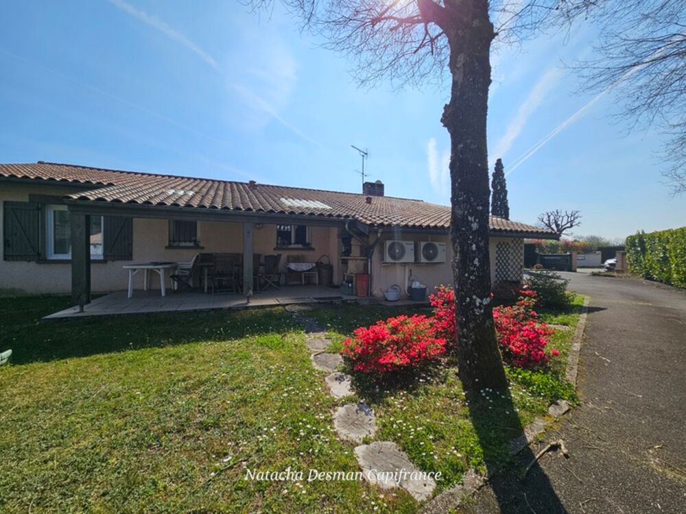 Vente Maison Maison type landaise de plain-pied – 102.37 m² – Terrain 1351 m²  avec piscine,  Le Barp Le barp