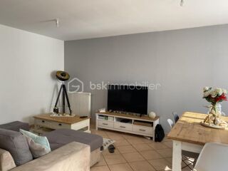  Maison à vendre 15 + pièces 261 m²