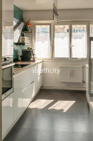  Appartement  vendre 5 pices 103 m