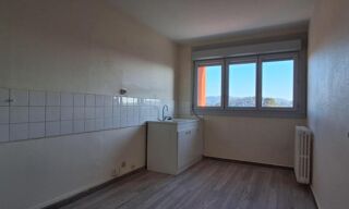  Appartement � louer 4 pi�ces 73 m�