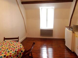  Appartement à louer 3 pièces 60 m²