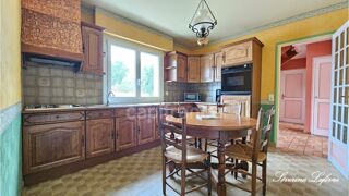 Vente Maison À Trégunc, une maison familiale aux beaux volumes, à deux pas du littoral ! Tregunc