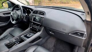 F-PACE 2.0D 180 BVA8 R-Sport 2017 occasion 12230 La Cavalerie