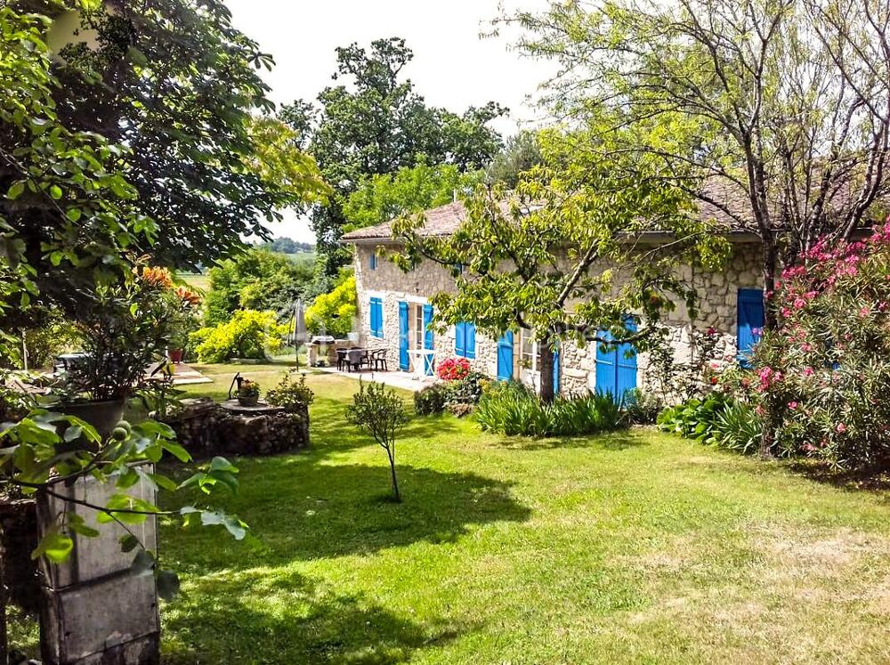 Charmante maison longère de 350m2 à Port-Sainte-Foy-et-Ponchapt
