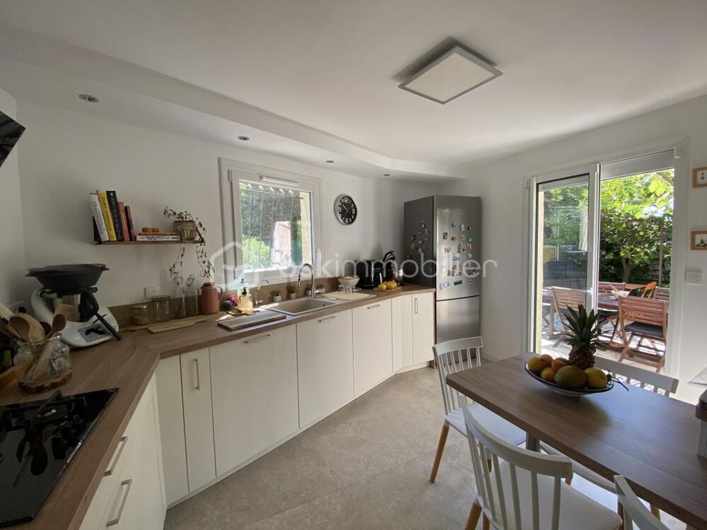 Vente Maison EN EXCLUSIVITE *** Toulon /quartier 4 chemins des routes / piscine CALME ABSOLU  *** Toulon
