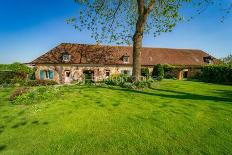   Propri�t� en pierre de standing avec d�pendance et garage de 150m� � Vexin fran�ais � Terrain de 2 377 m� Propri�t�/ch�teau - 11 pi�ce(s) - 324 m�