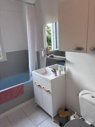  Appartement à louer 2 pièces 37 m²