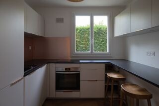  Appartement à louer 4 pièces 81 m²