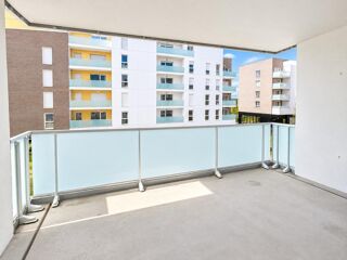  Appartement à louer 3 pièces 65 m²
