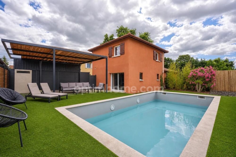 Vente Maison Pierre-Bénite – Maison familiale de 130 m², 6 pièces, piscine, jacuzzi et espaces extérieurs Oullins pierre benite