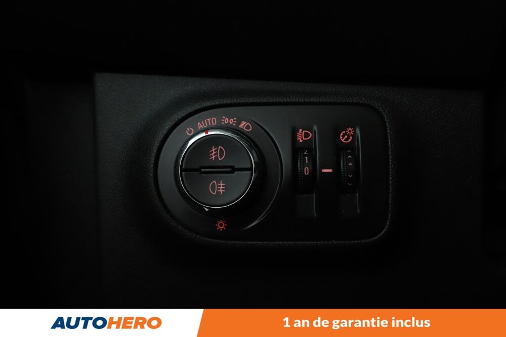 Corsa 1.4 Turbo Black Edition 3P 100 ch 2018 occasion 92130 Issy-les-Moulineaux
