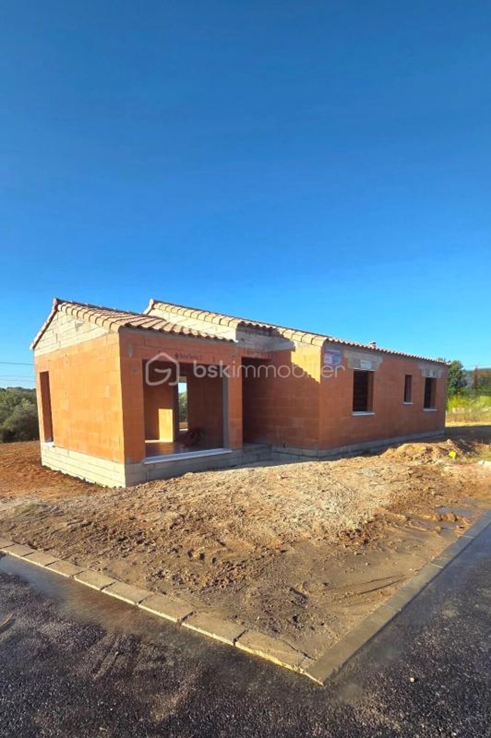 Vente Maison Maison INDIVIDUELLE de 2026 - Hors d'air Hors d'eau - Vue IMPRENABLE! Gignac