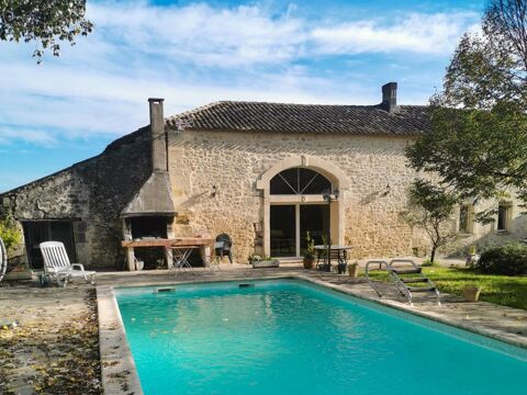   Maison Maison - 5 pièce(s) - 196 m²