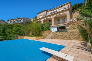  Villa � vendre 6 pi�ces 150 m�