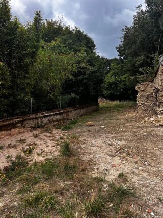  Remise / Grange � vendre 1 pi�ce 170 m� Genouille