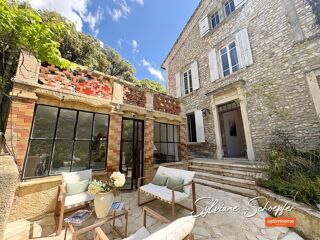  Propriété/château à vendre 12 pièces 303 m²