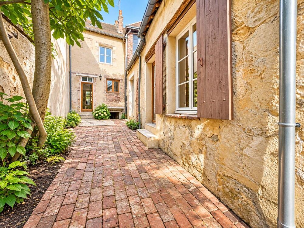 Vente Maison Coeur du Perche, maison de village rénovée - possibilité activité profesionnelle Longny les villages