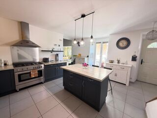  Maison � vendre 6 pi�ces 217 m�