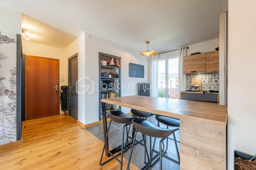 LA ROCHE SUR FORON Appartement lumineux au coeur de la ville avec terrasse